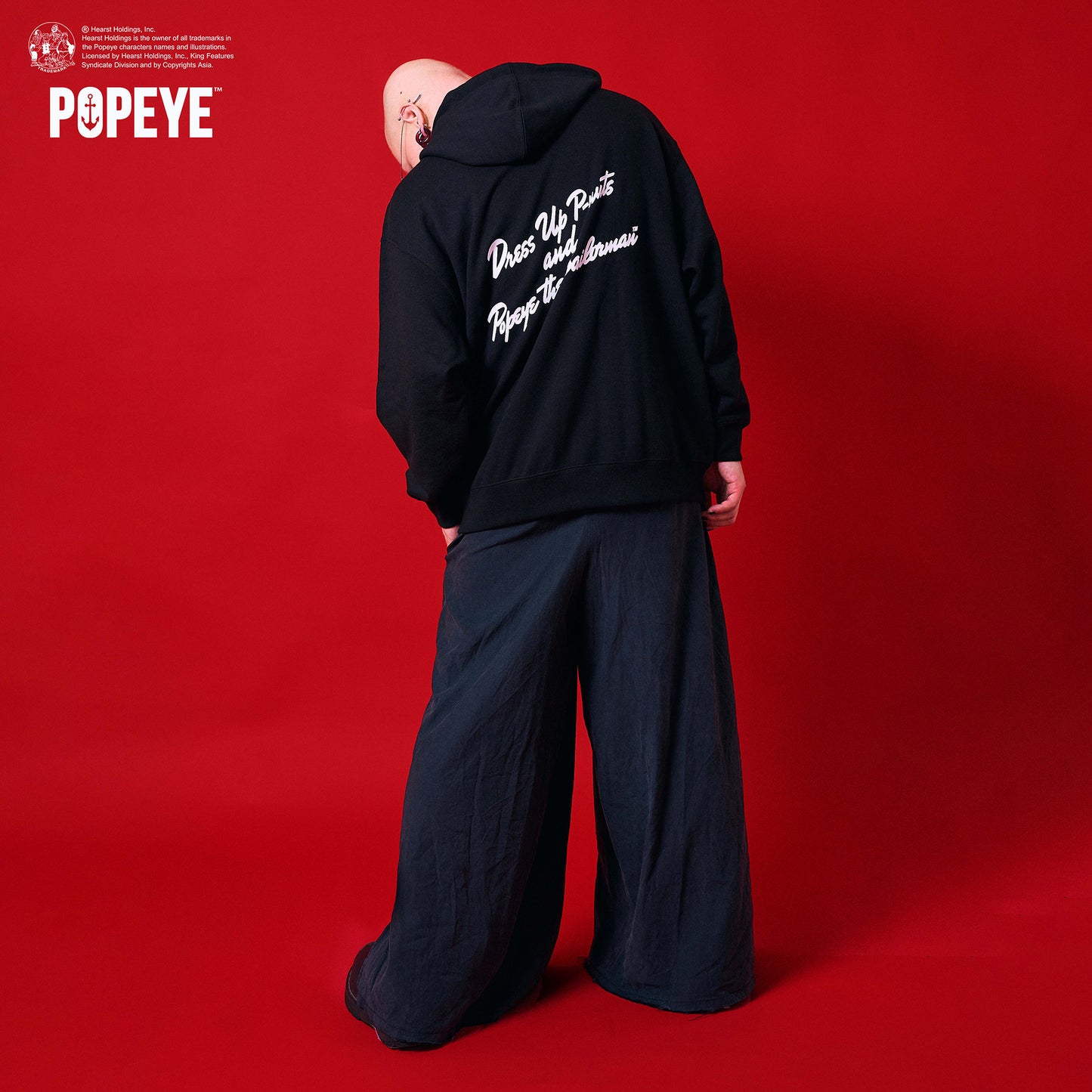 【POKOPEA　Collaboration】POPEYE™ x オシャレになりたい！ピーナッツくん　Illustration Pullover Hoodie　Black（M）