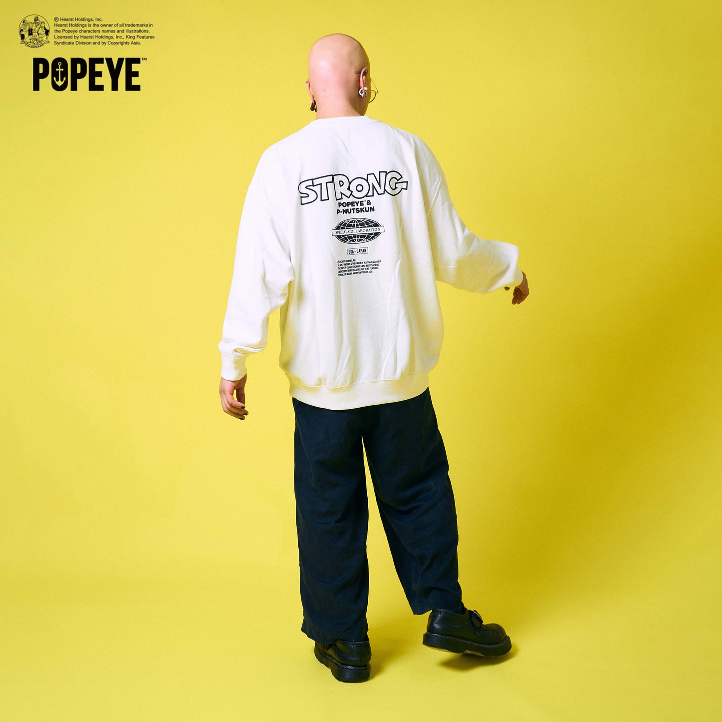 【POKOPEA　Collaboration】POPEYE™ x オシャレになりたい！ピーナッツくん　Poster Graphic Crewneck Sweatshirt　White（L）